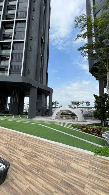 Cozy Aera Residence / Free Wi-Fi Netflix / Sunway Petaling Jaya Dış mekan fotoğraf